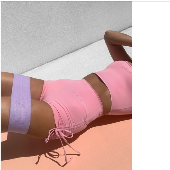 Pink ruched shorts - Picture 5 of 6